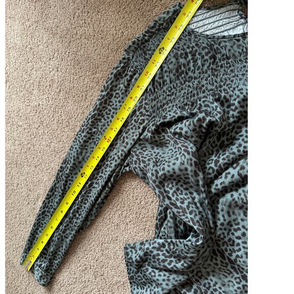 J Jill Women's Top Cheetah Print Blouse Green Lagenlook Career Professional XL - Picture 5 of 7